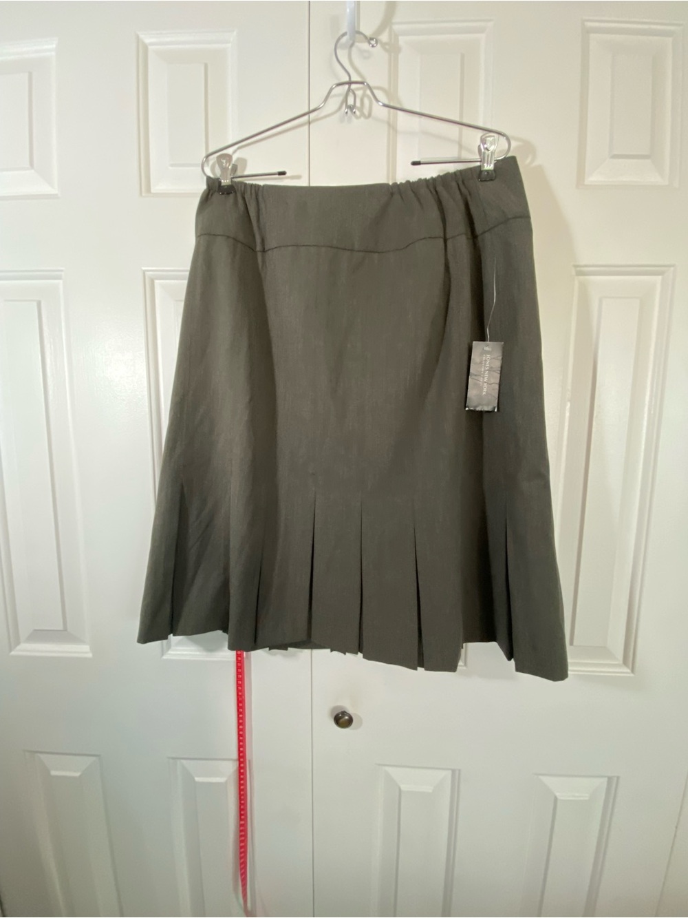 Jones New York Tan Pleated A-Line Skirt